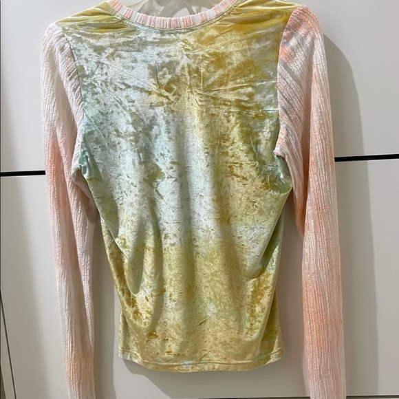 The People of Labyrinths vintage Multicolor Velvet Top - Picture 4 of 5